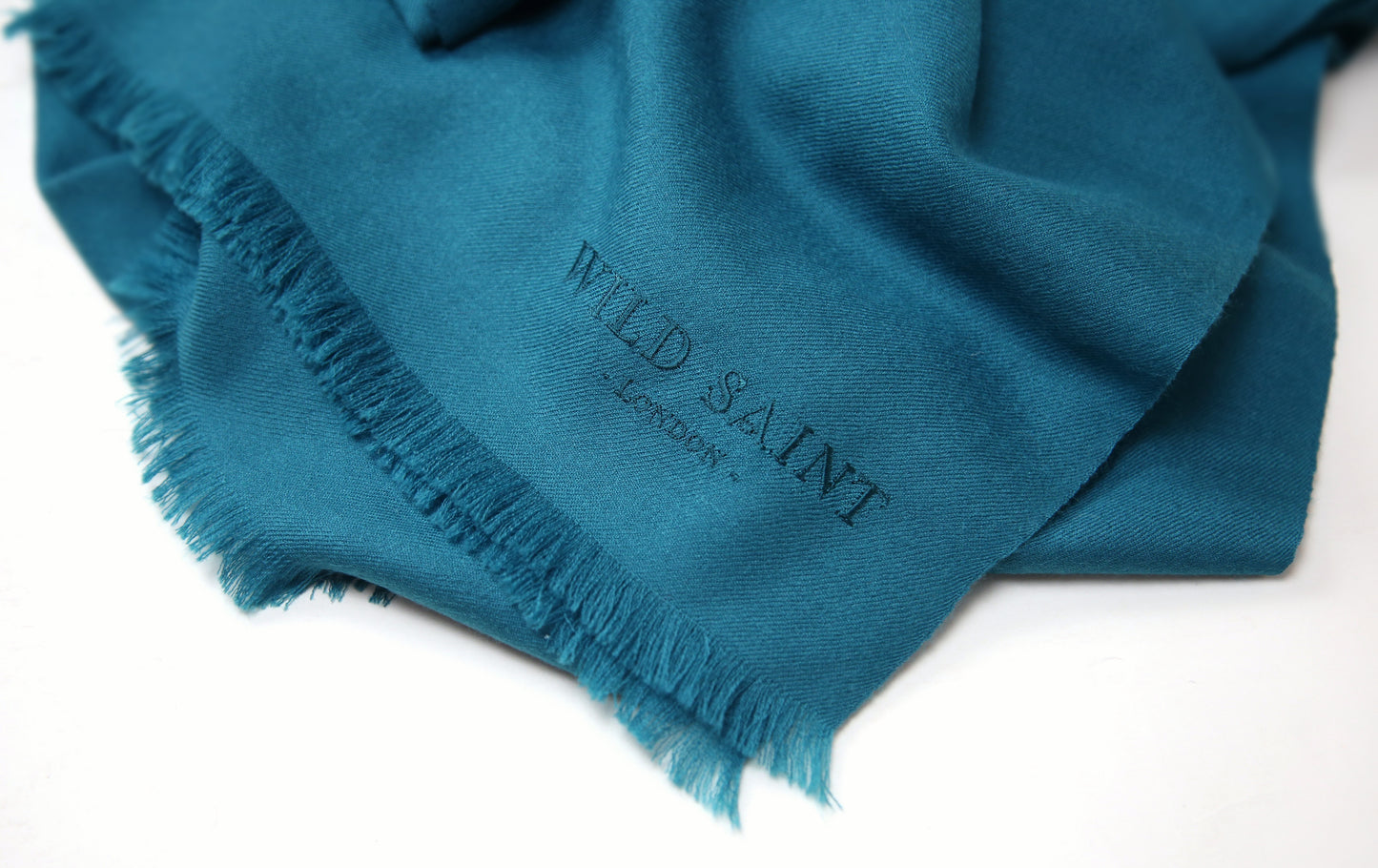 Teal blue green lightweight 100% cashmere scarf for women and men. Includes complimentary personlisation. Luxury cashmere scarves made in Italy