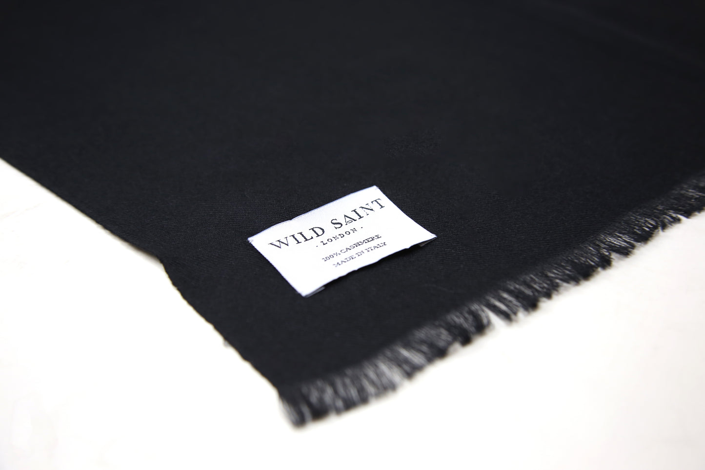 Black lightweight 100% cashmere scarf for women and men. Includes complimentary personlisation. Luxury cashmere scarves made in Italy